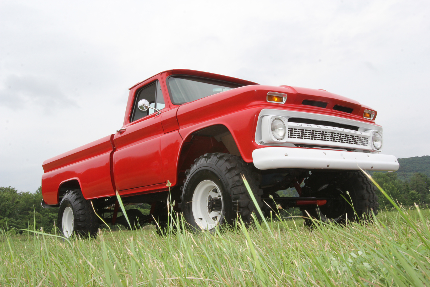 Bu 1964 Chevy K20 40 İllik Ehtiyat Hissə Bazarlarının Şah Əsəridir