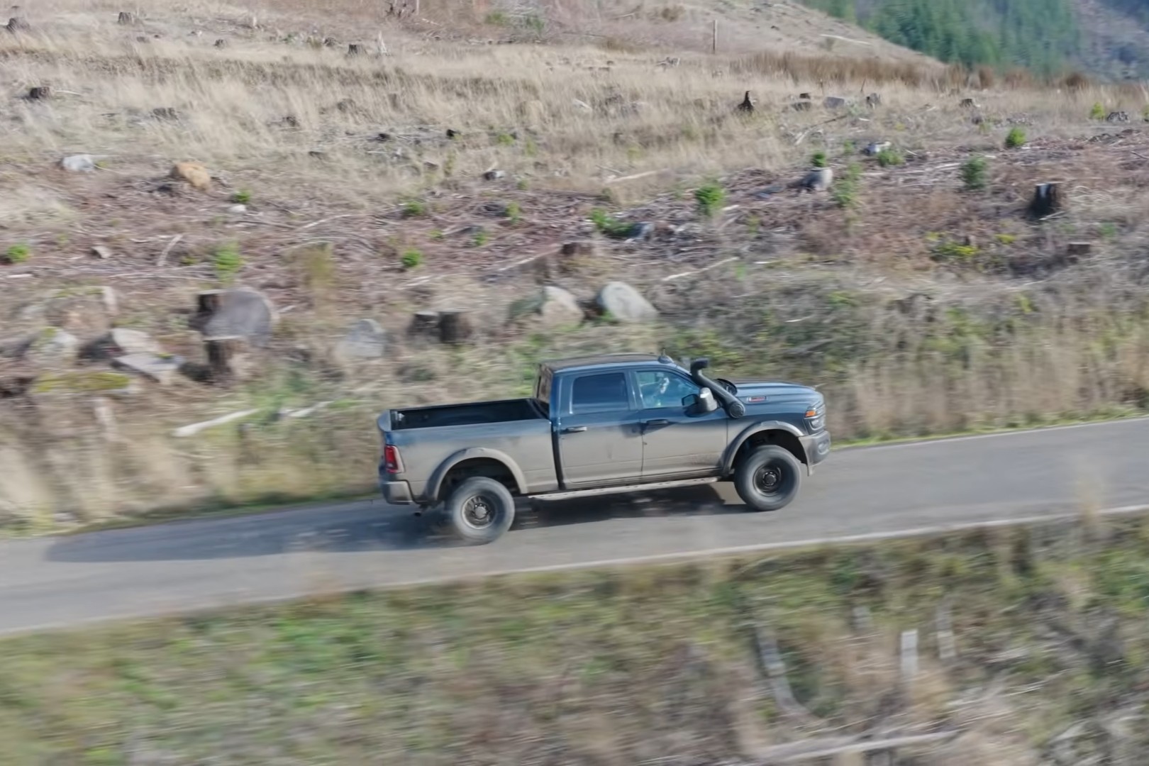 Ram 2500 Tradesman Böyük Üçlüyün Ən Yaxşı HD Yük Maşınıdır. Səbəbi Budur.