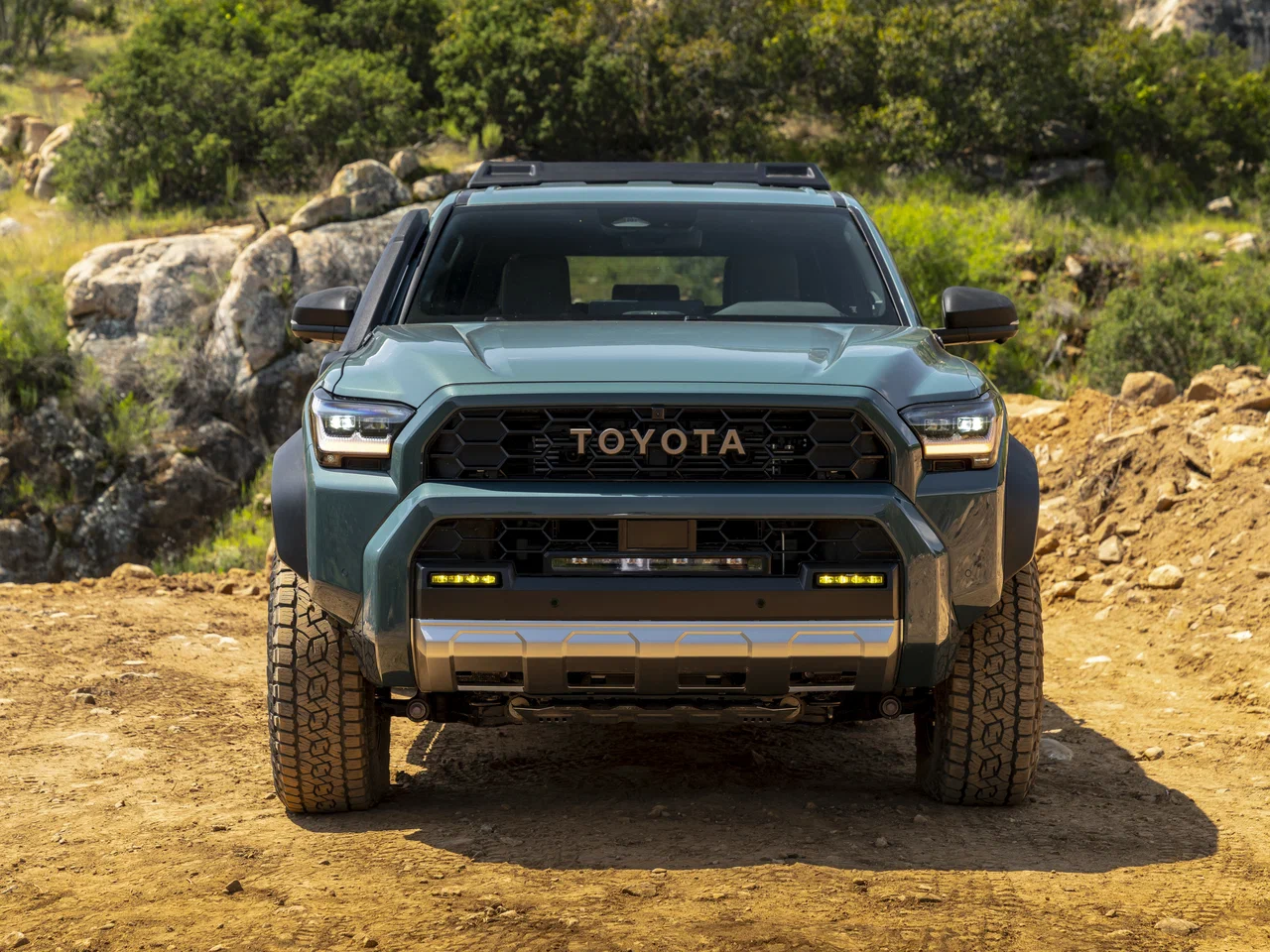 Toyota 4Runner VI