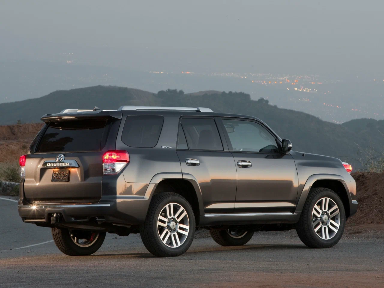 Toyota 4Runner V — 3