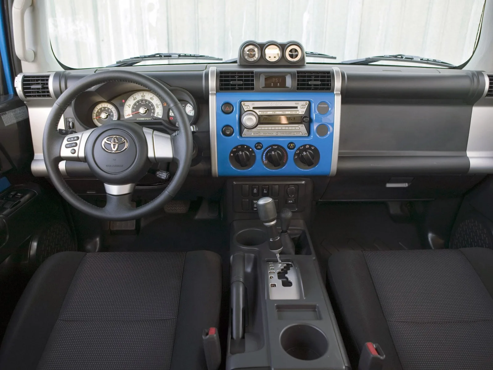 Toyota FJ Cruiser GSJ15 — 5