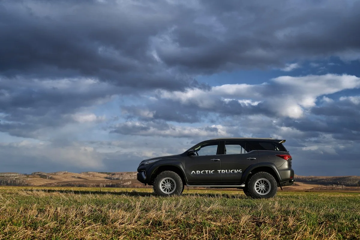 Toyota Fortuner Arctic Trucks — 2