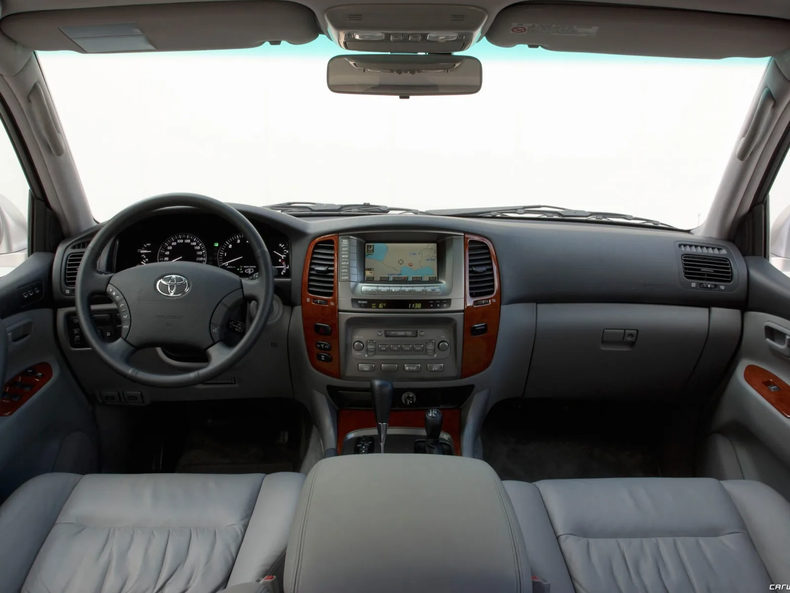 Toyota Land Cruiser 100 Series Restyling (J100) — 6