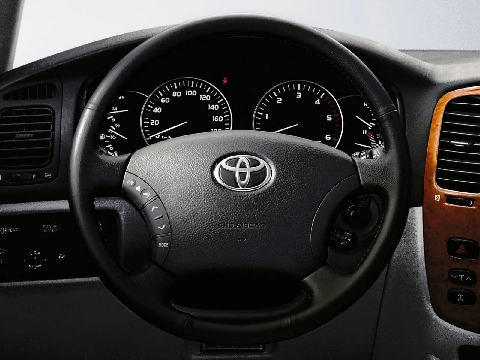Toyota Land Cruiser 100 Series Restyling 2 (J100) — 8