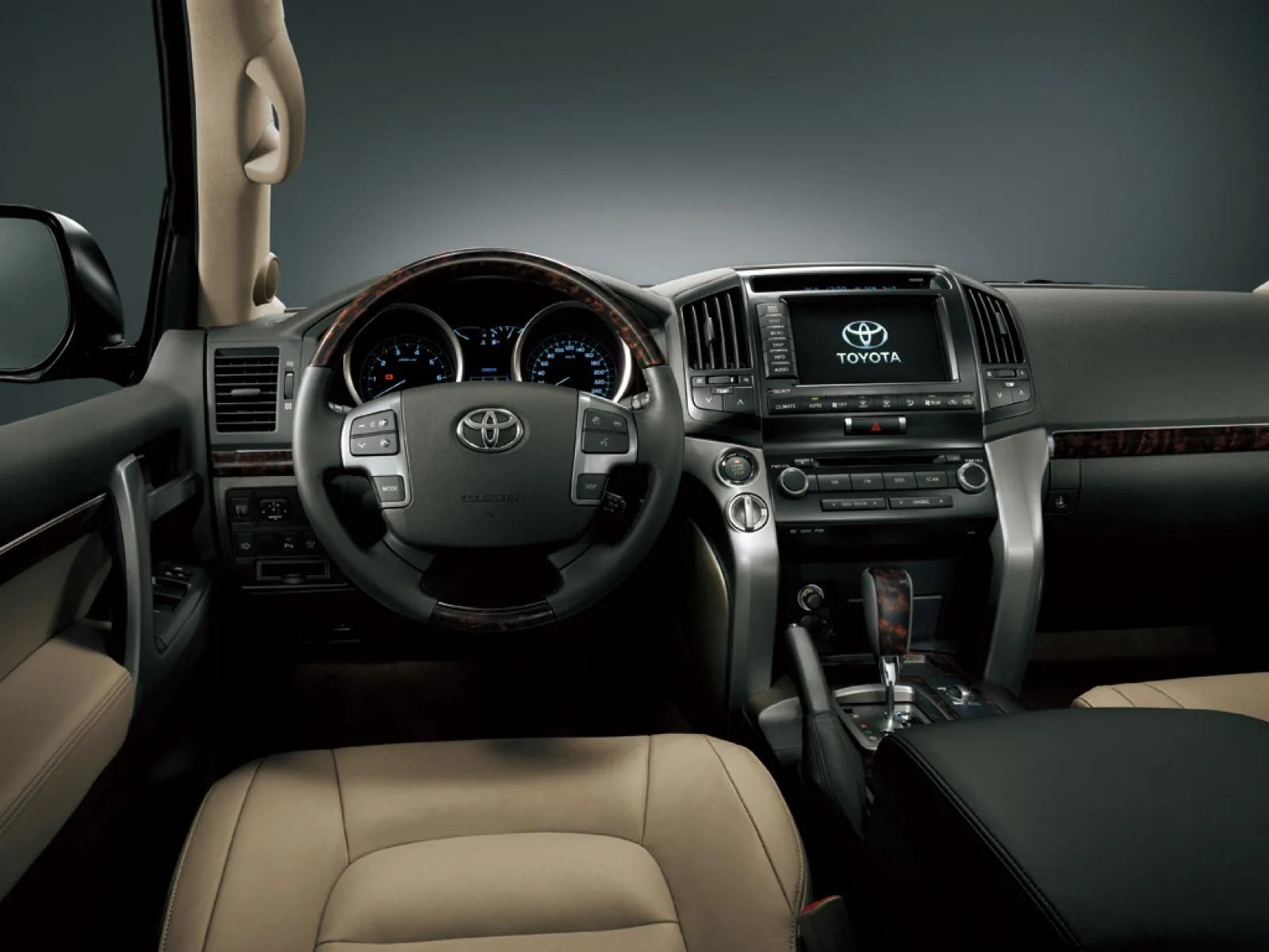 Toyota Land Cruiser 200 Series (J200) — 6