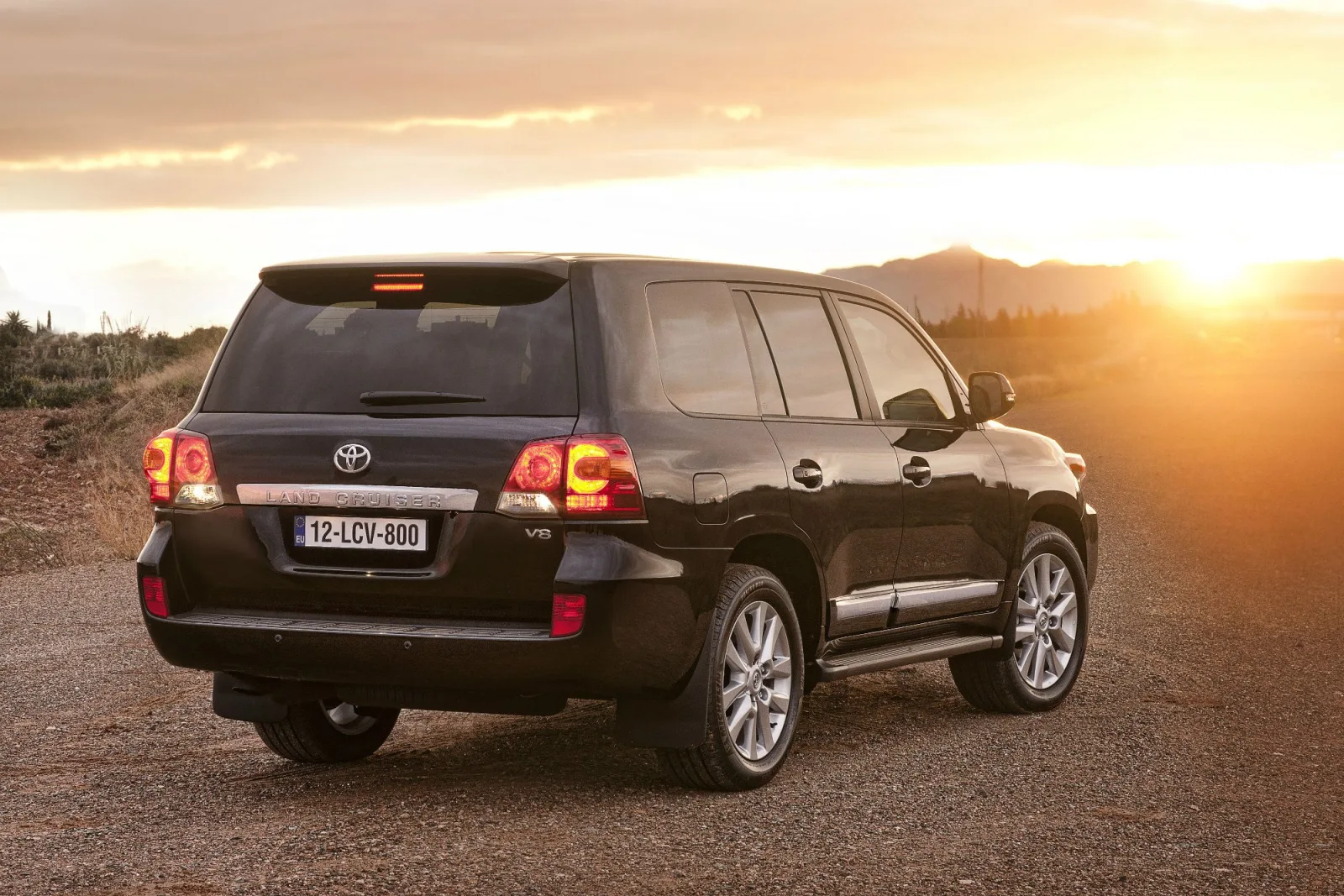 Toyota Land Cruiser 200 Series Restyling (J200) — 5