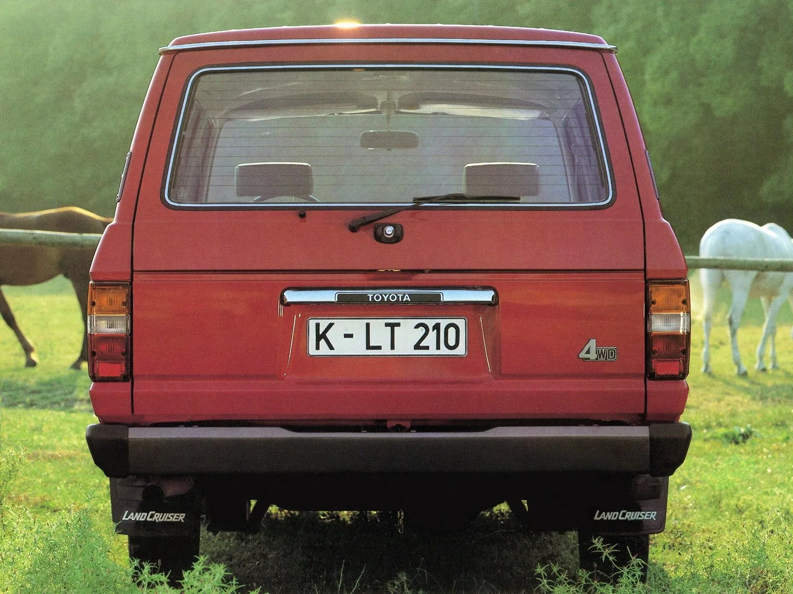 Toyota Land Cruiser 60 Series (J60) — 4