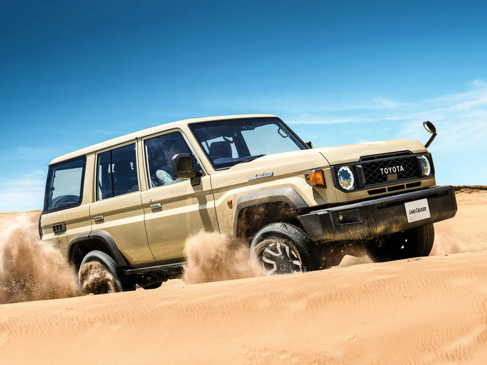 Toyota Land Cruiser 70 Series Restyling 2 (J70) — 2