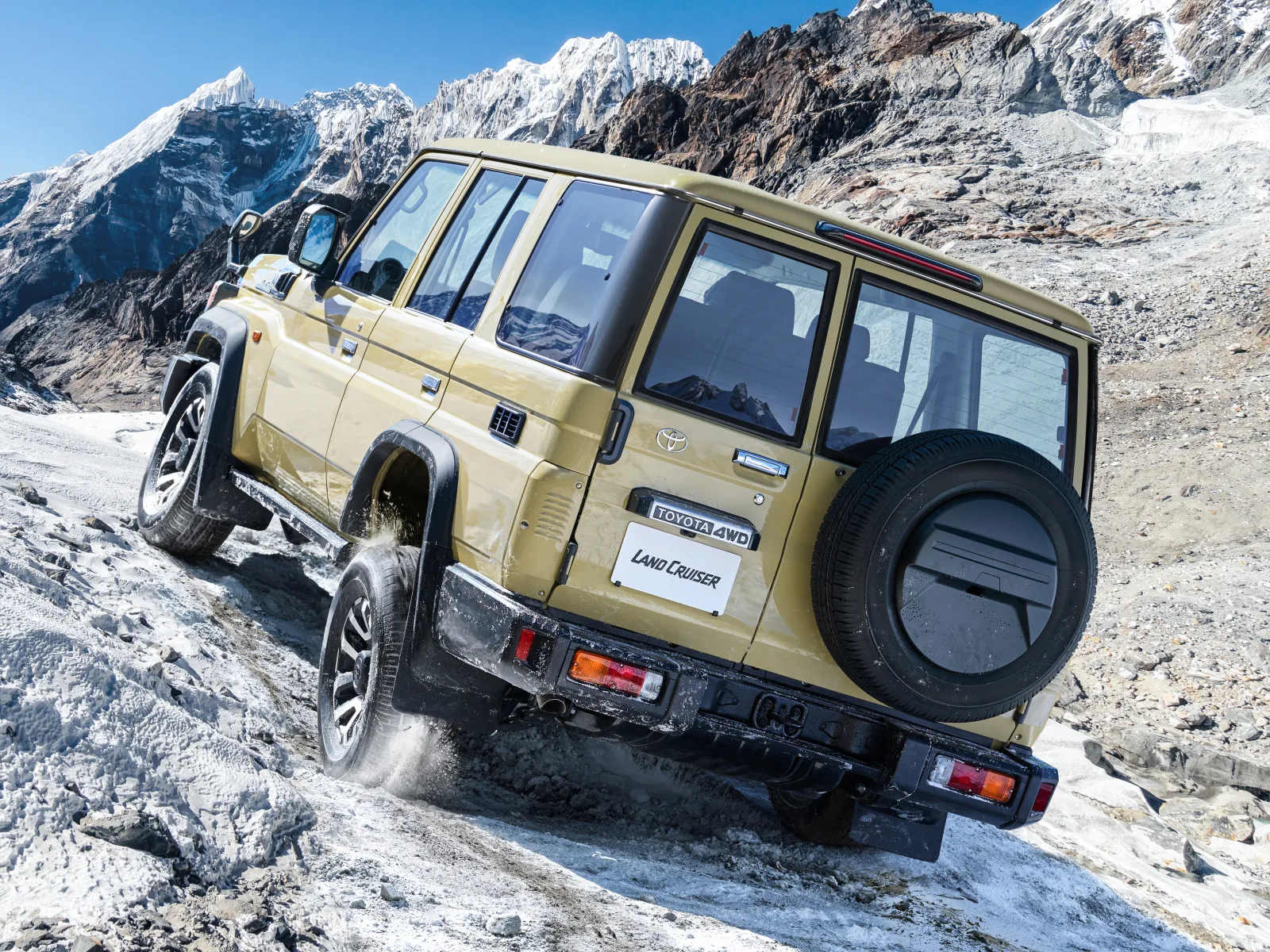 Toyota Land Cruiser 70 Series Restyling 2 (J70) — 4