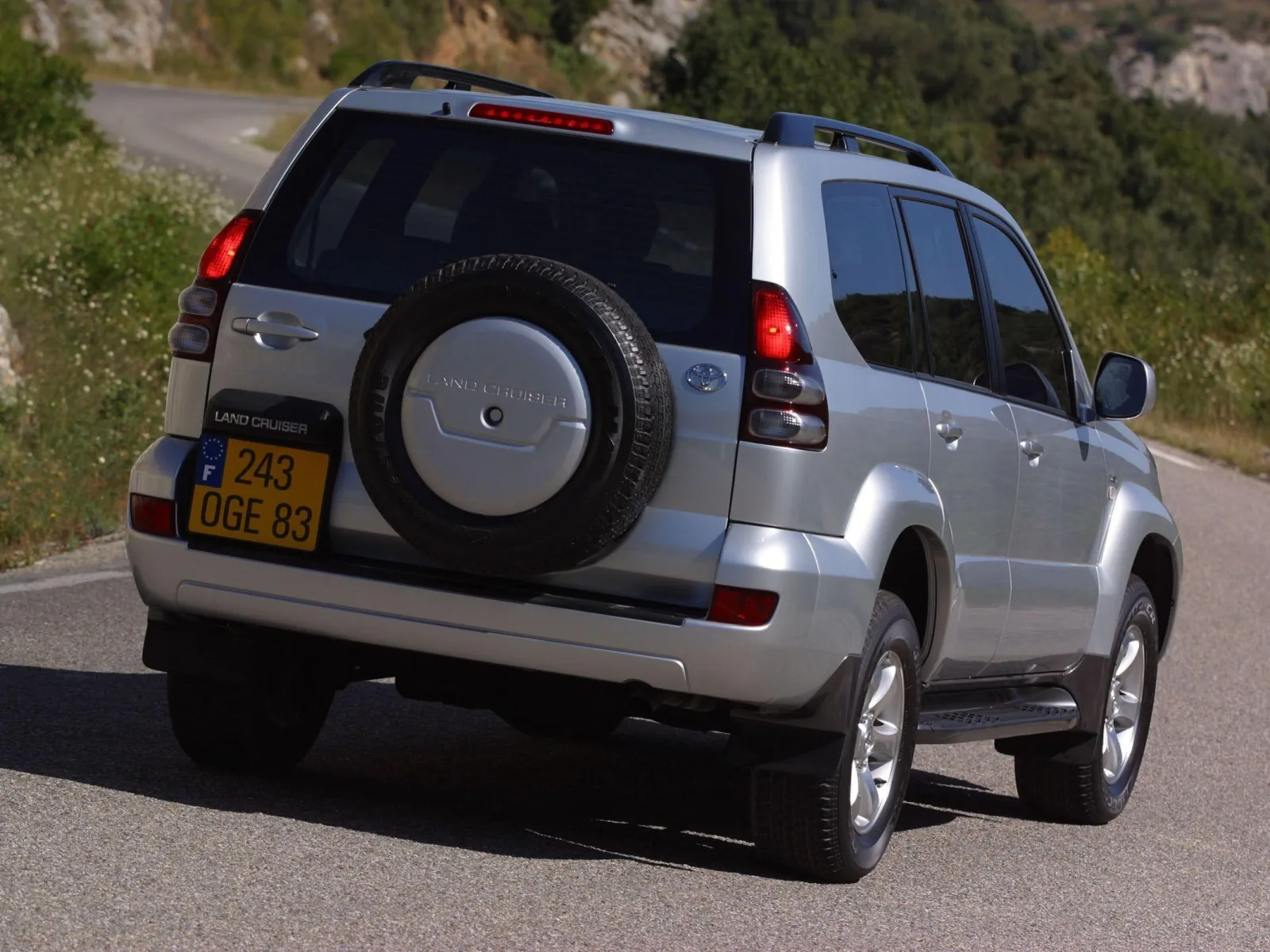 Toyota Land Cruiser Prado 120 Series (J120) — 4