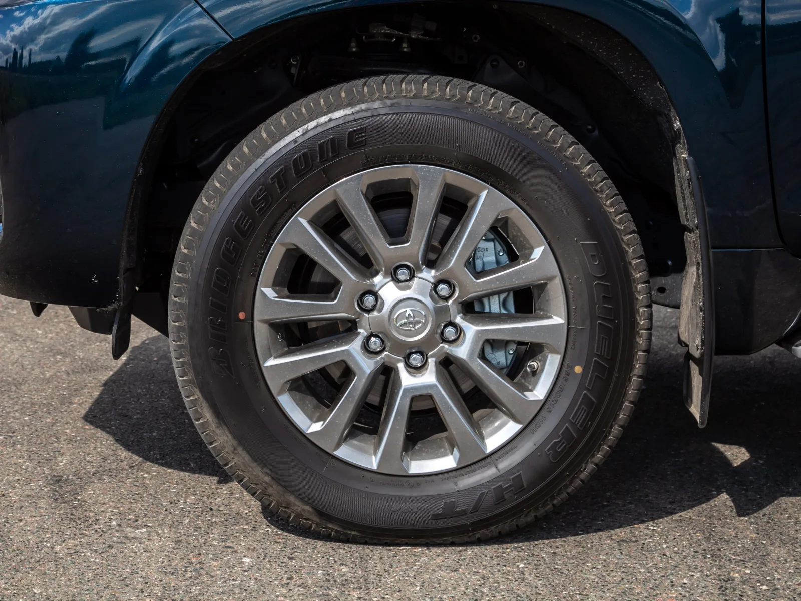 Toyota Land Cruiser Prado 150 Series Restyling 2 (J150) — 36