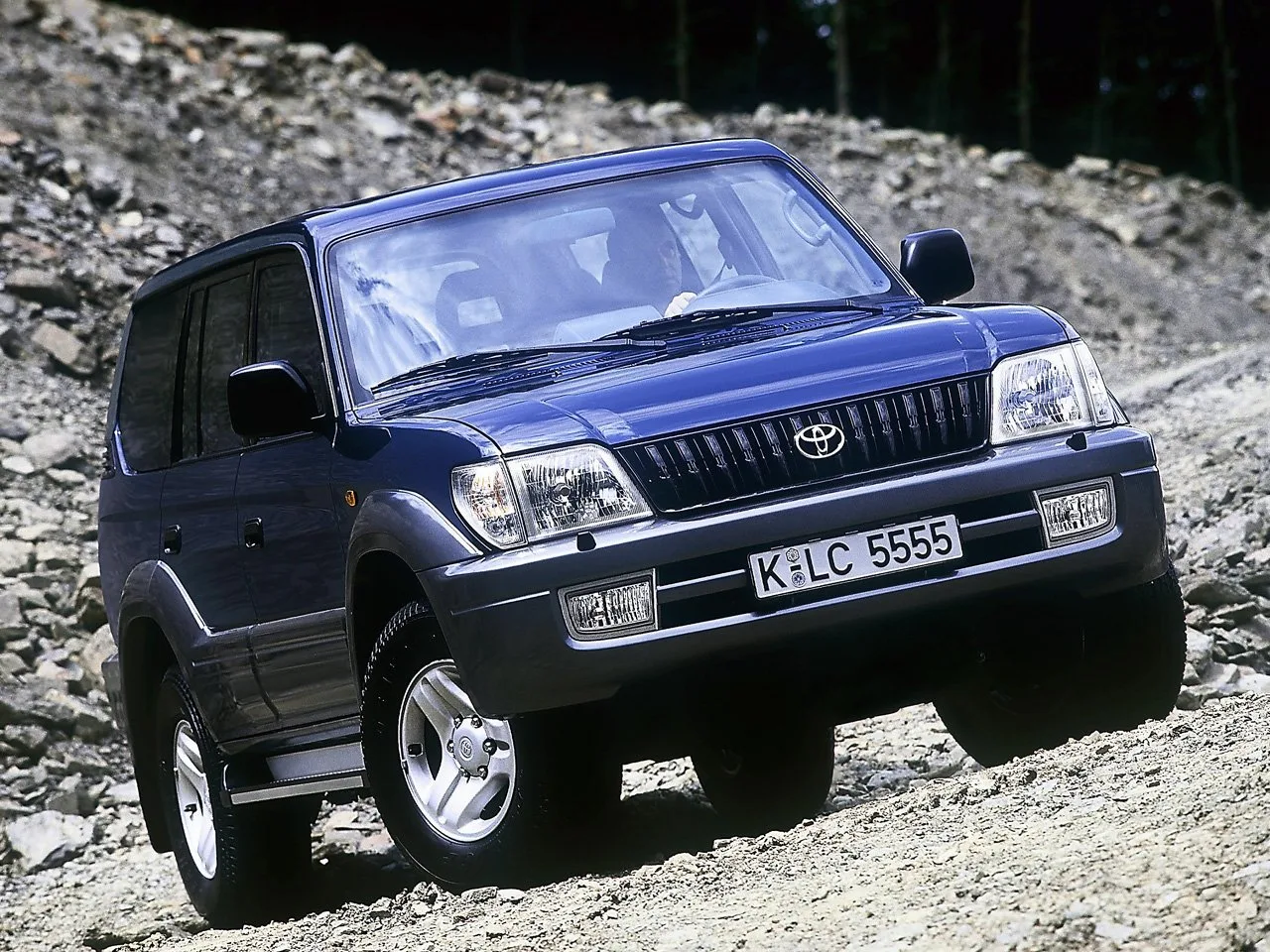 Toyota Land Cruiser Prado 90 Series Restyling (J90) — 3
