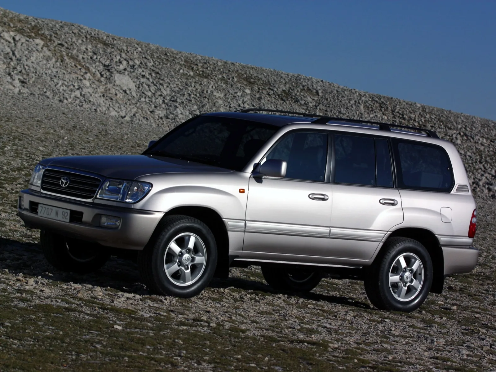 Toyota Land Cruiser 100 Series Restyling (J100)